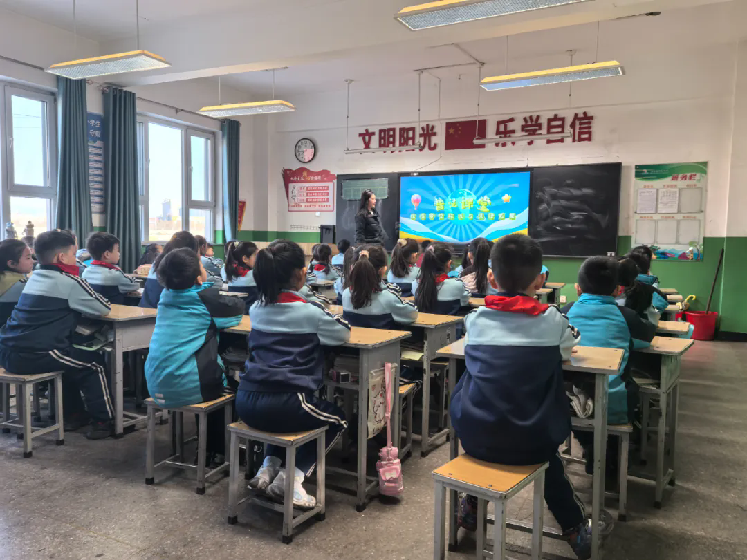 ����С������С�硱�շ�С�糡���� �����������������һ��